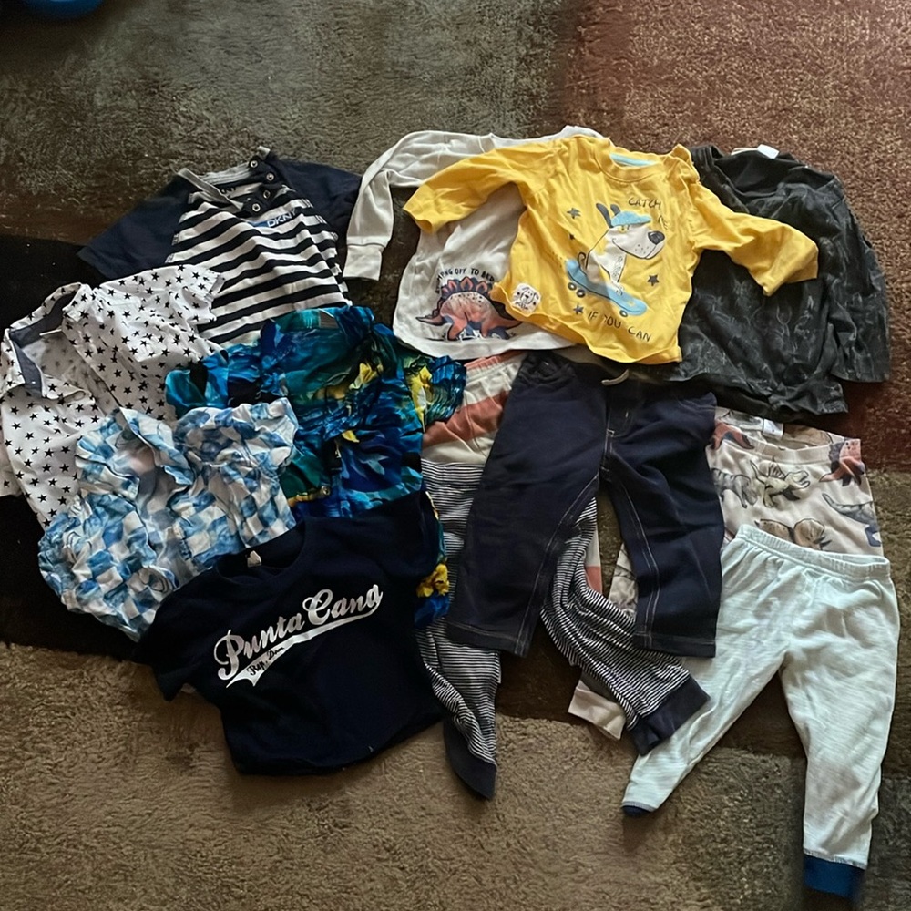 25 piece 12-18M old boy clothes bundle